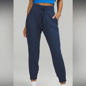 Lululemon ready to rulu joggers 7/8 length